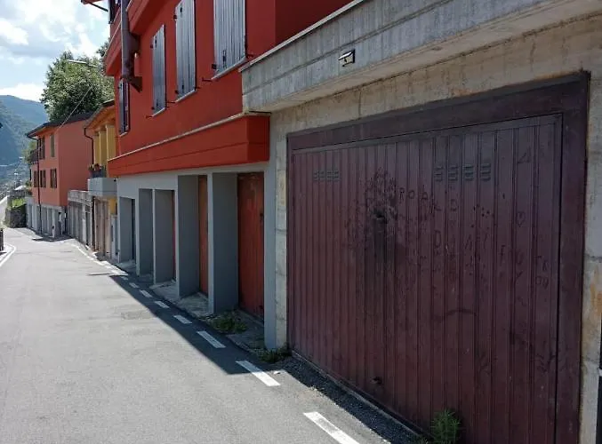 Casa Corinna, View, Terrace, Private Garage! * Colonno